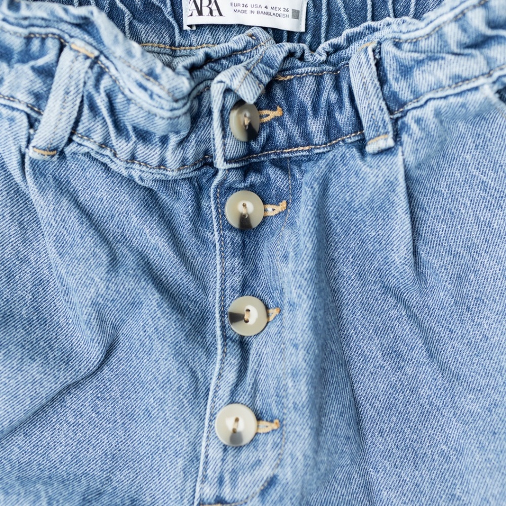 ZARA Denim Paper Bag Waist Shorts Size 4 - Picture 3 of 6